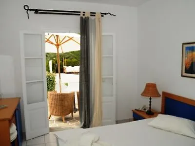 ホテル Smaragdi Artemonas