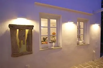 Smaragdi Hotell 3*