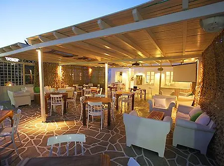 Smaragdi Hotel 3*